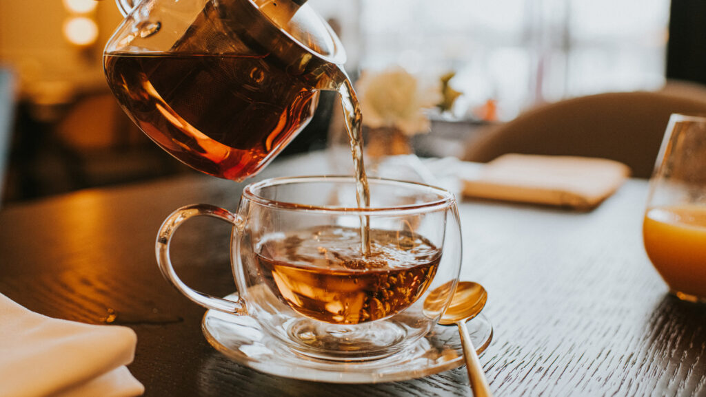 Pourquoi votre eau du robinet pourrait vous donner une tasse de thé moins que parfaite