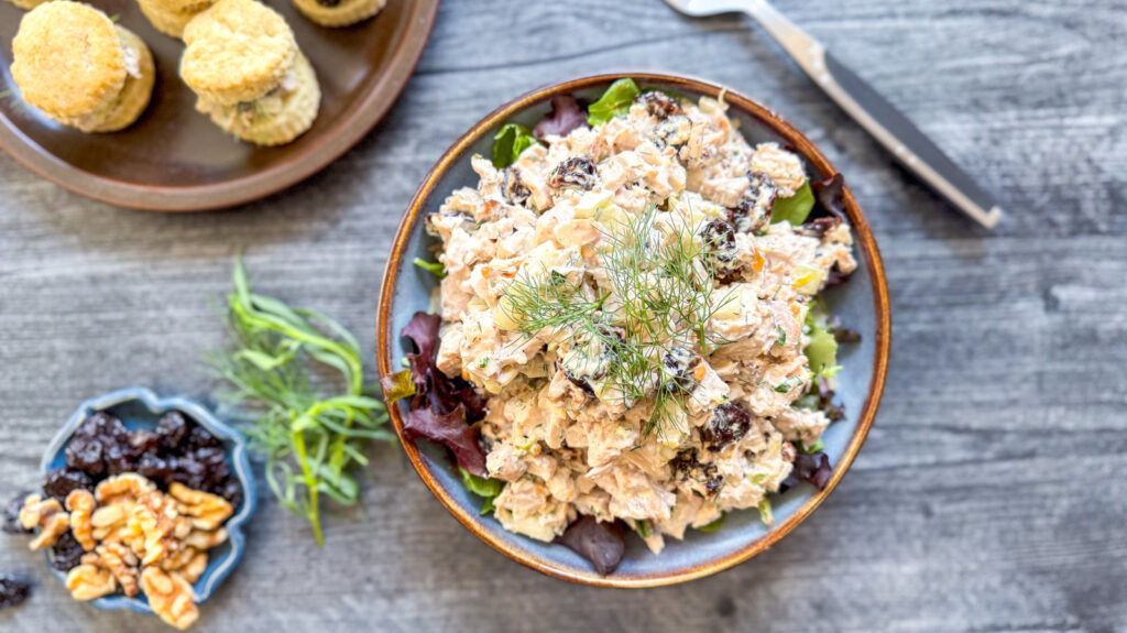 Notre recette de salade de poulet à triple anis fait honte aux déjeuners de bureau tristes