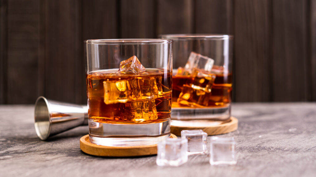 Pourquoi le bourbon et les aliments épicés sont un jumelage désastreux