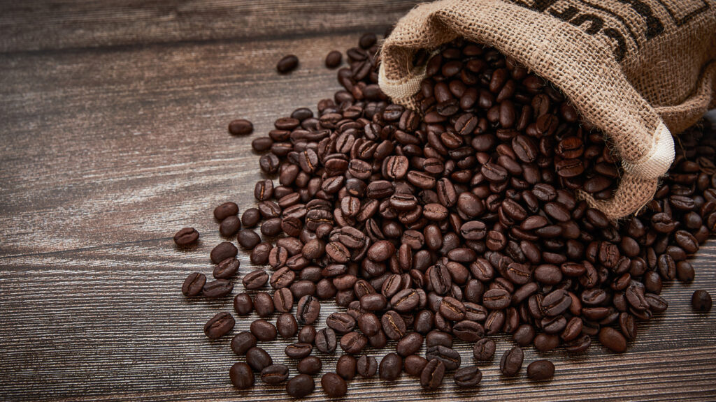 Ces grains produisent le café le plus fort du monde (et ils ne sont pas difficiles à trouver)