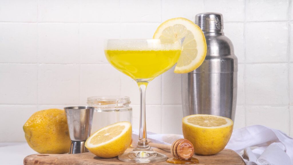 Vous n'êtes qu'à 3 ingrédients du cocktail des genoux emblématiques