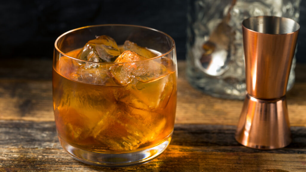 Quelle est la différence entre la connexion française et le cocktail parrain?