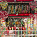 La plus grande sucette au monde a été créée par cette légendaire boutique de bonbons en Californie