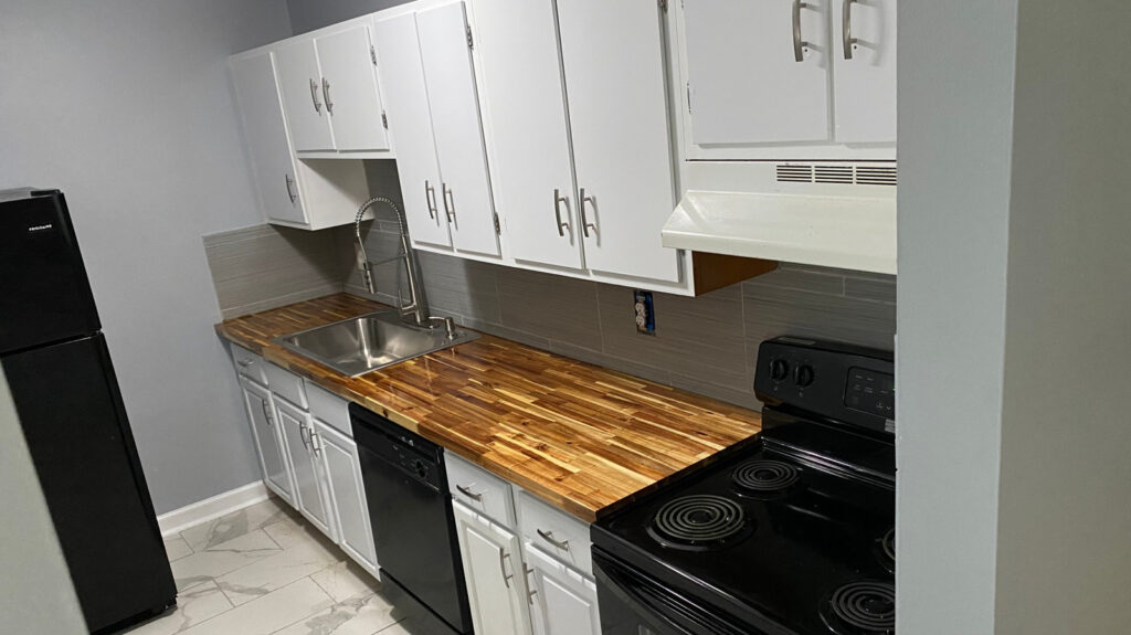 Donnez à Galley Kitchens un plus grand look en ajustant un aspect