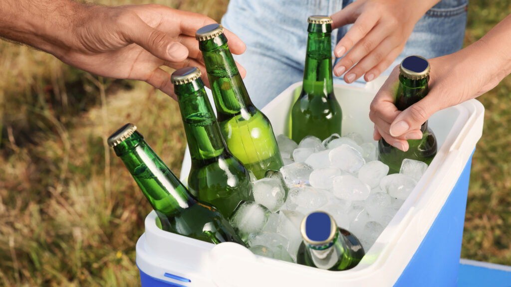 Sortez les tracas du nettoyage de vos refroidisseurs de nourriture avec cette pointe brillante