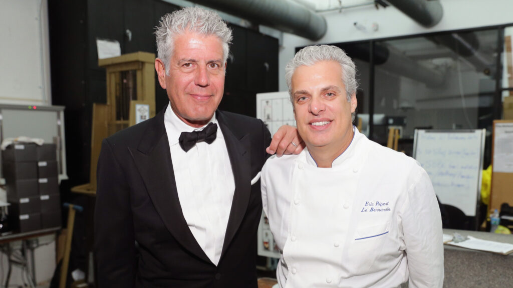 Anthony Bourdain a affirmé que ce plat chinois pourrait guérir la gueule de bois