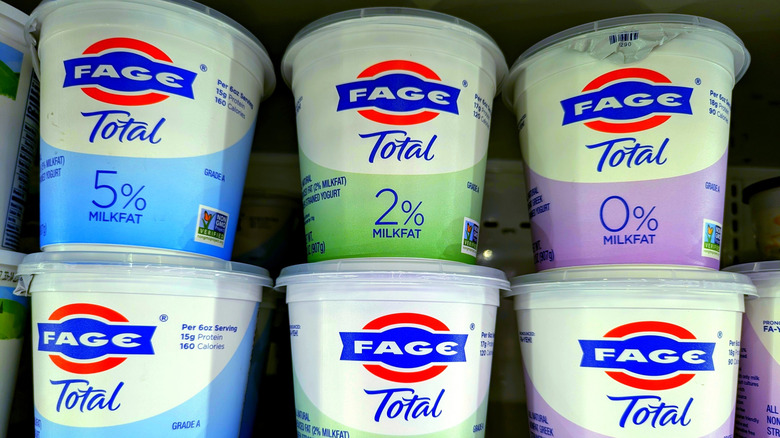 Yaourt total fage dans l'allée de l'épicerie