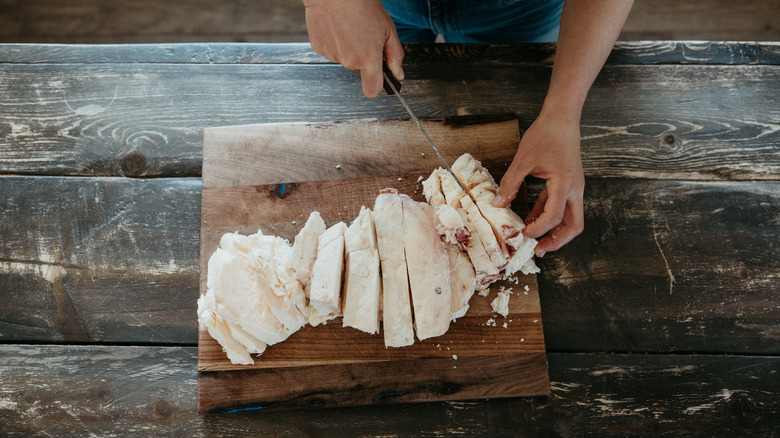 Couper le suif de bœuf