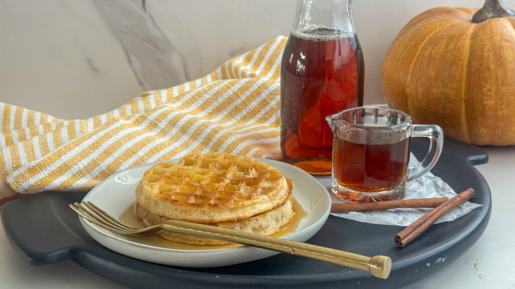 Notre recette de sirop d'épices de citrouille apporte des saveurs d'automne dans votre cuisine