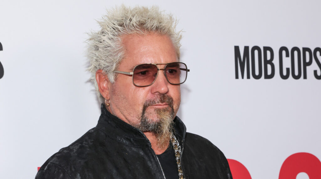 Guy Fieri a dit que cette pizza était l'une des 3 premières les plus uniques qu'il ait jamais essayées