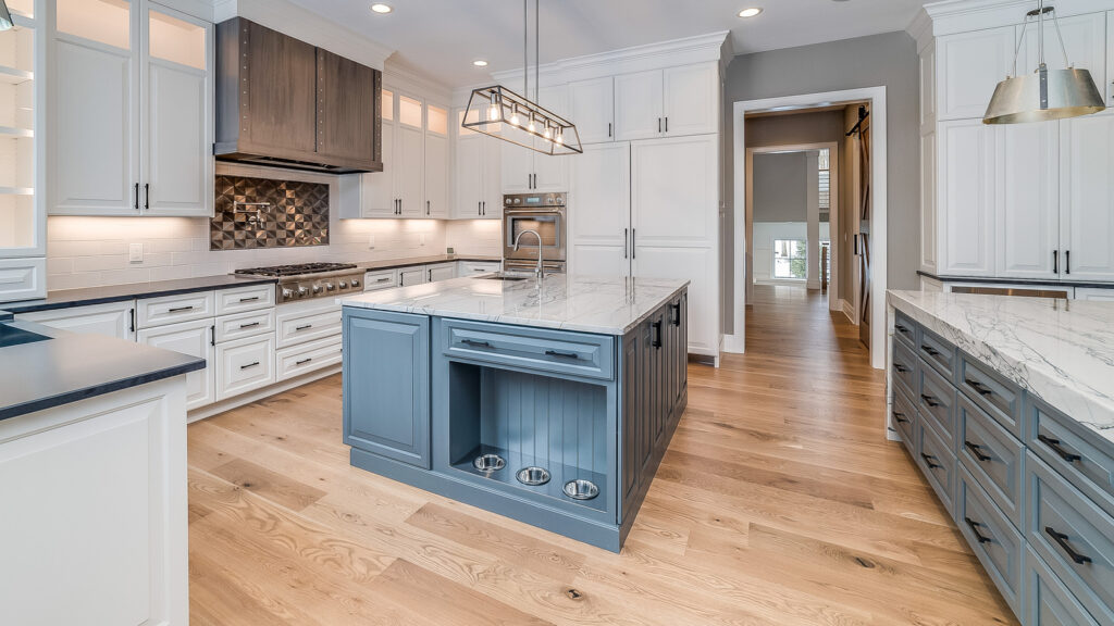 Les planchers de bois franc dans la cuisine sont sortis et cette superbe alternative est à la mode