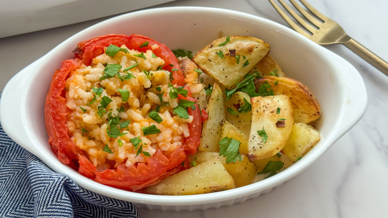 tomates et pommes de terre farcies