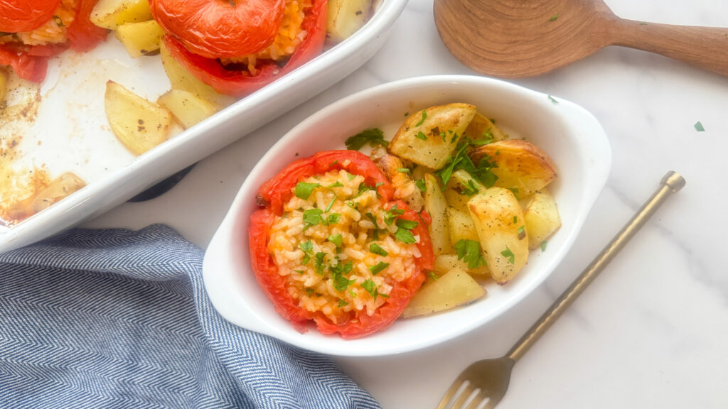 Recette de Pomodori Con Riso (tomates farcies au four romain)