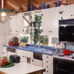 Le design de cuisine emblématique des années 80 mérite, selon nous, un retour