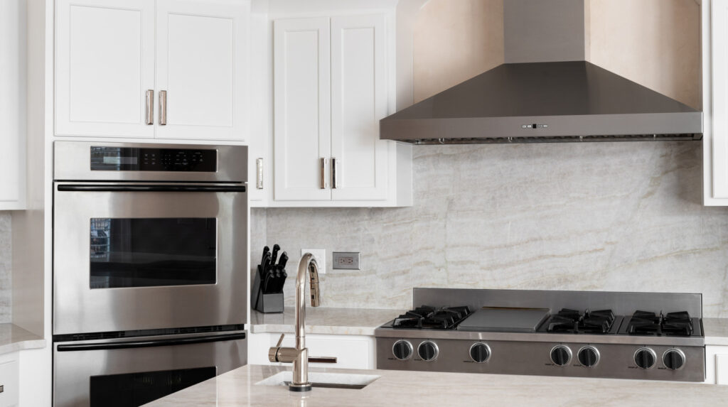 Un moyen simple d'éliminer la rouille des éviers et des appareils électroménagers en acier inoxydable avec ce que vous avez sous la main