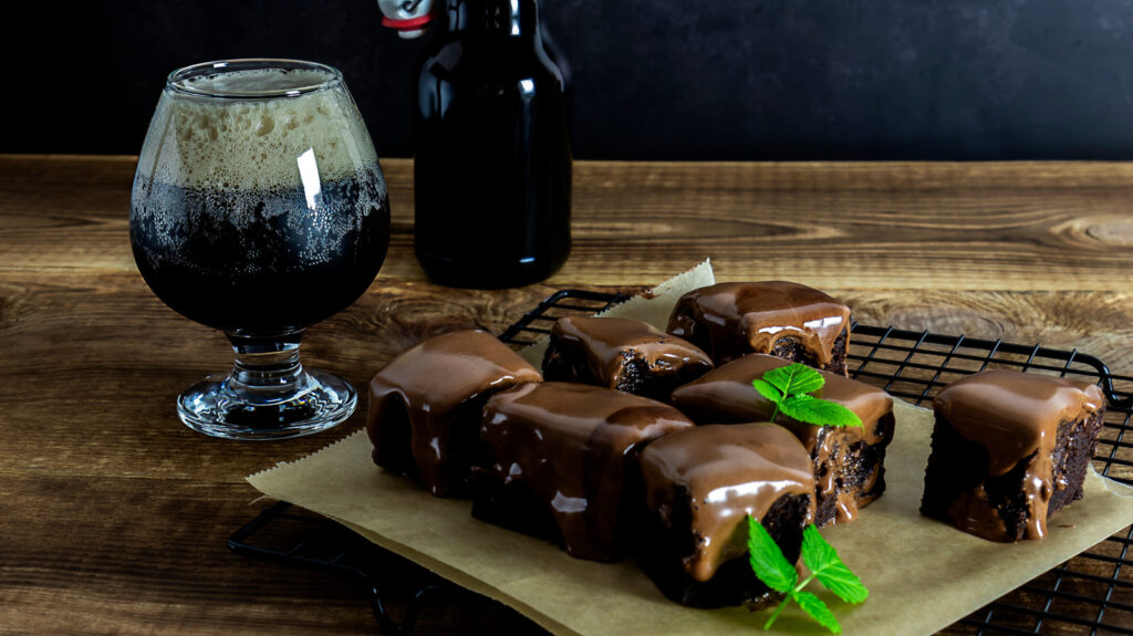 Comment la bière apporte une saveur majeure à vos brownies