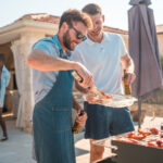 7 plats de barbecue à l'ancienne qui, selon nous, méritent un retour