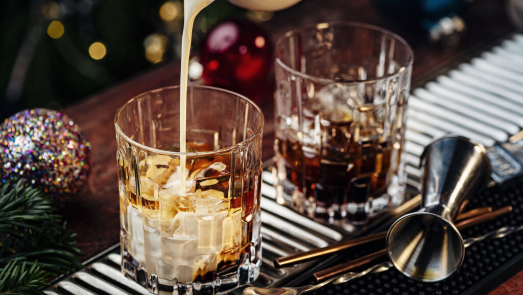 Ditch Baileys : Préparer votre propre liqueur de crème irlandaise ne pourrait pas être plus simple