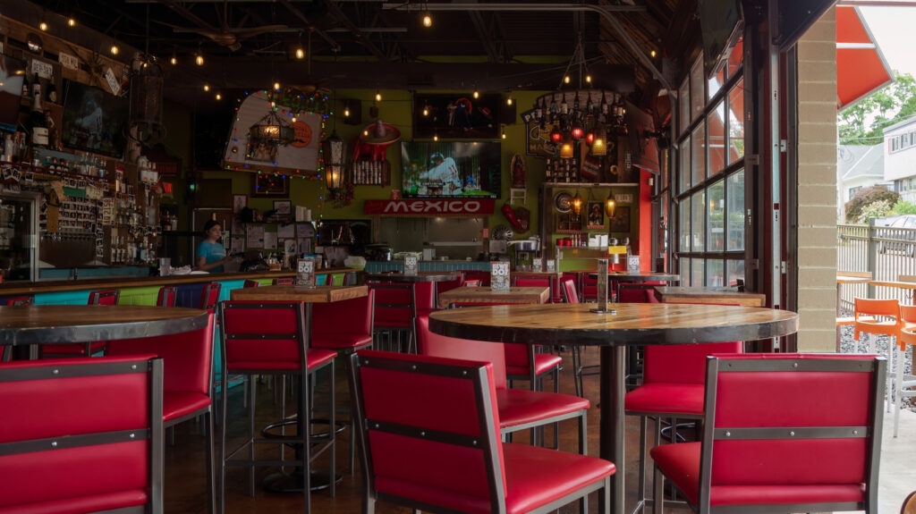 Quelle est la réelle différence entre un bar et une cantine ?