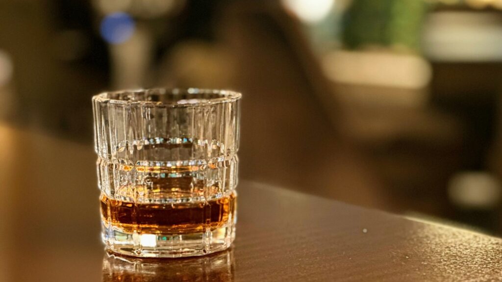 La première marque américaine de bourbon en bouteille est toujours dans les magasins d'alcool aujourd'hui