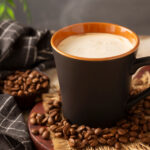 Le meilleur moment absolu pour boire du café pour en tirer le meilleur parti, selon la science