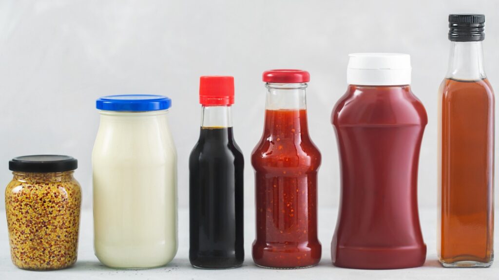 Vous devez arrêter de stocker des pots supplémentaires de ce condiment de base dans le garde-manger