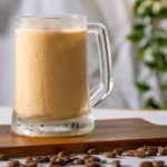 Pour un café glacé plus doux et plus fort, préparez-le à l'indienne