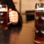 La bière allemande vieille de plusieurs siècles qui devrait être votre boisson hivernale préférée