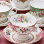 7 conseils pour nettoyer soigneusement la vaisselle vintage sans les abîmer