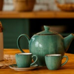 Comment transformer cette vieille théière en une magnifique nouvelle maison pour les plantes succulentes