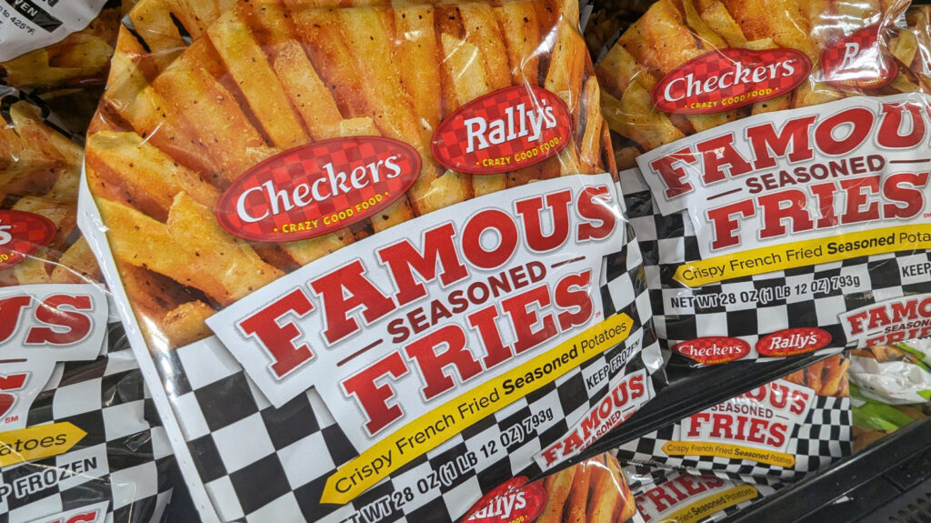 Le géant de la pomme de terre surgelée derrière les frites d'épicerie bien-aimées de Checkers