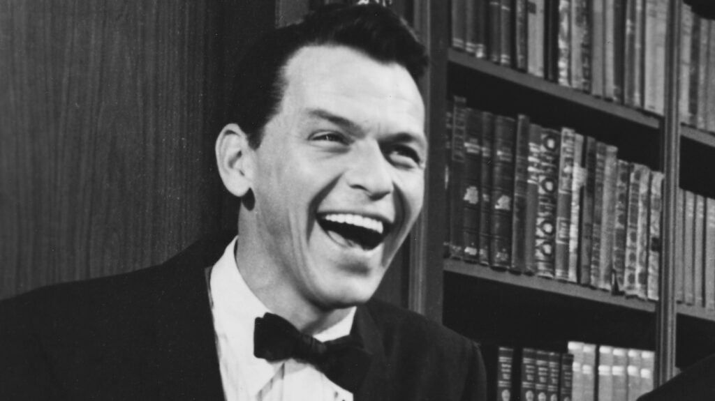 Le célèbre acteur qui a suscité l'amour de Frank Sinatra pour Jack Daniel's