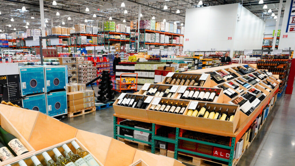 Les fans de whisky Costco Kirkland disent qu'il est meilleur que celui de Jack Daniel's