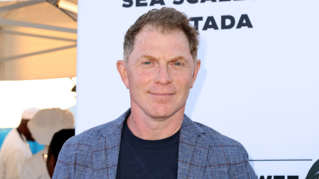 Les 4 marques de whisky préférées de Bobby Flay (et laquelle vaut le plus son prix, selon les acheteurs)