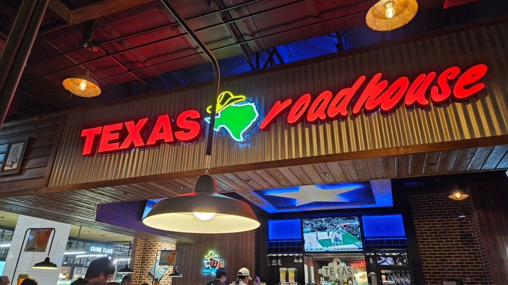 Les restaurants des années 1990 de Texas Roadhouse étaient si différents de ceux d'aujourd'hui