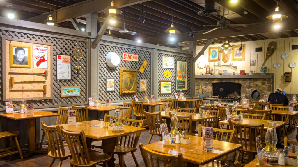 La société du Tennessee derrière les célèbres crêpes et biscuits de Cracker Barrel