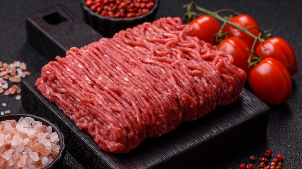 Cette erreur de brunissement du bœuf haché fait perdre beaucoup de saveur à votre viande