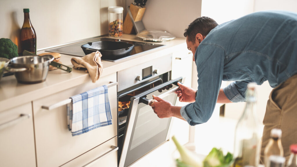 Faites-vous vraiment confiance à la température de votre four ? Pourquoi il est payant d'utiliser un thermomètre de four