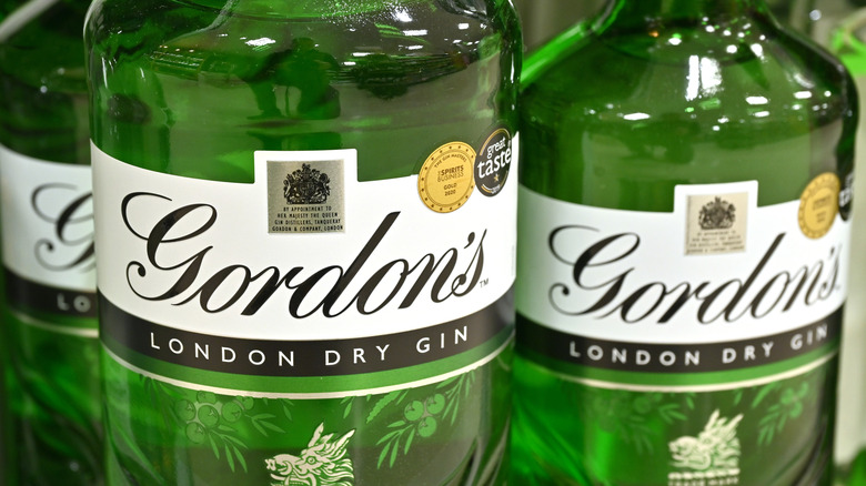 Bouteilles de Gordon's London Dry Gin