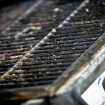 Que se passe-t-il si vous faites griller des aliments sur des grilles rouillées ?