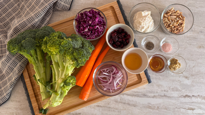 Ingrédients de la recette de salade de brocoli