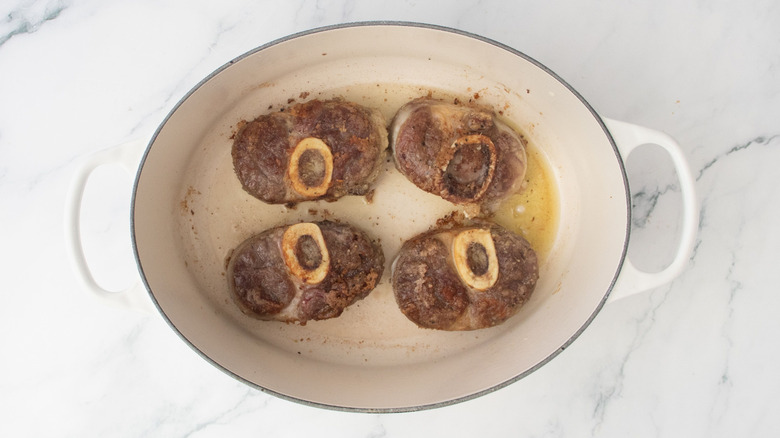 Jarrets de bœuf poêlés au faitout