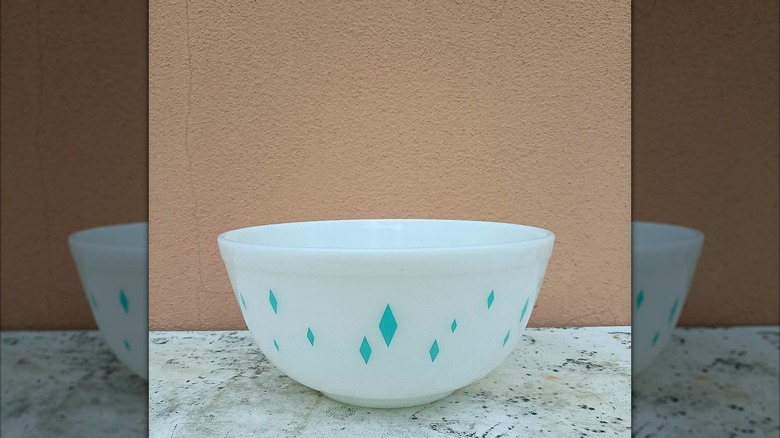 Bol Pyrex Turquoise Diamant.