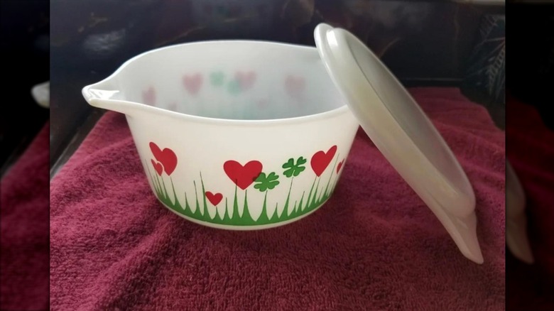 Bol Pyrex Lucky in Love.