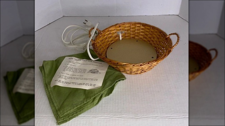 Un chauffe-pain électrique.