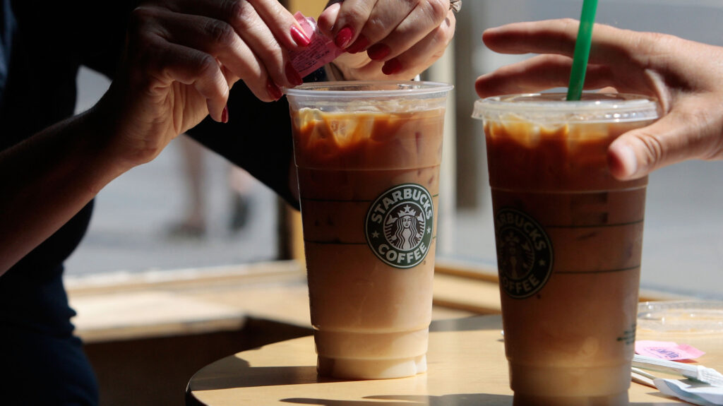 5 conseils de commande pour la meilleure infusion froide à la crème sucrée à la vanille chez Starbucks