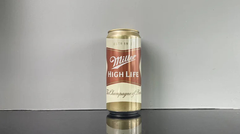 Une canette de Miller High Life