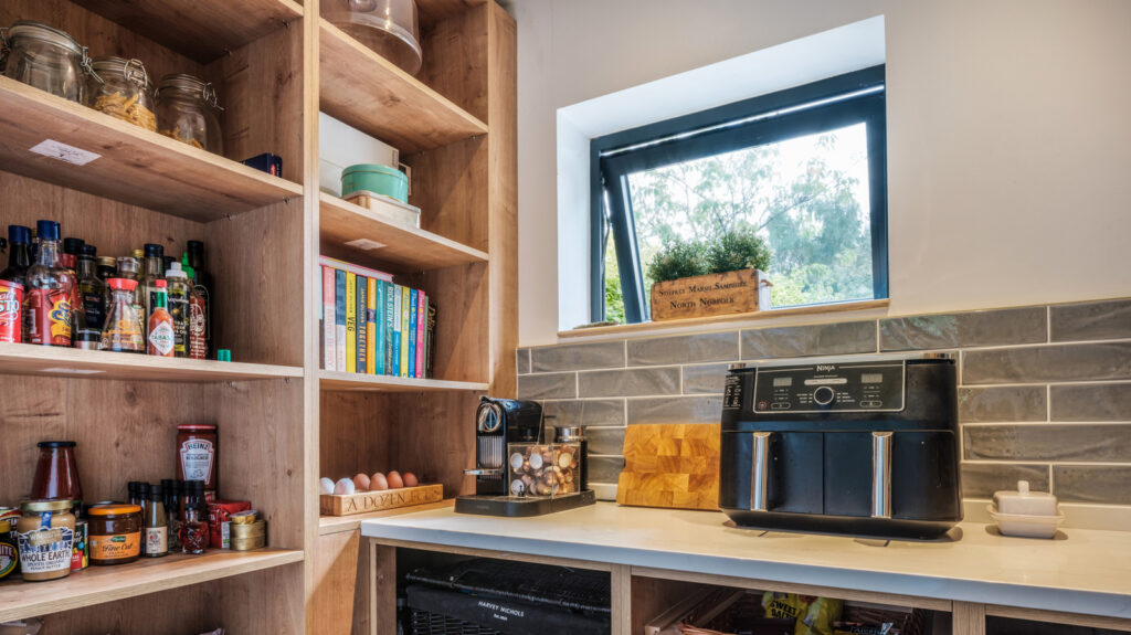 18 produits de base du garde-manger que chaque cuisine devrait toujours avoir en stock