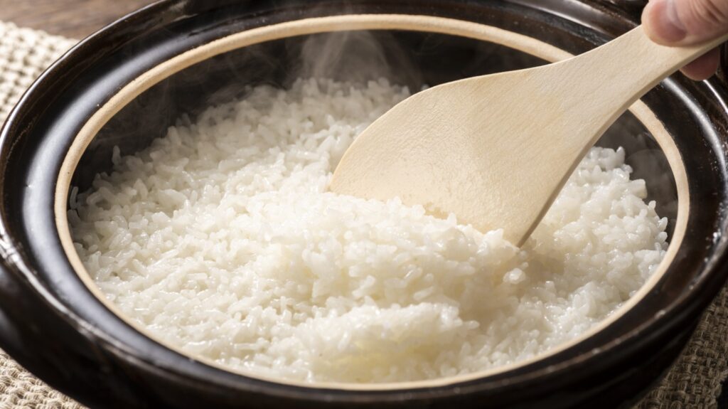 Préparez du riz blanc à la manière des Appalaches pour plus de confort dans un bol