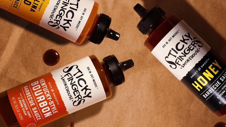 Sauces assorties Sticky Fingers.